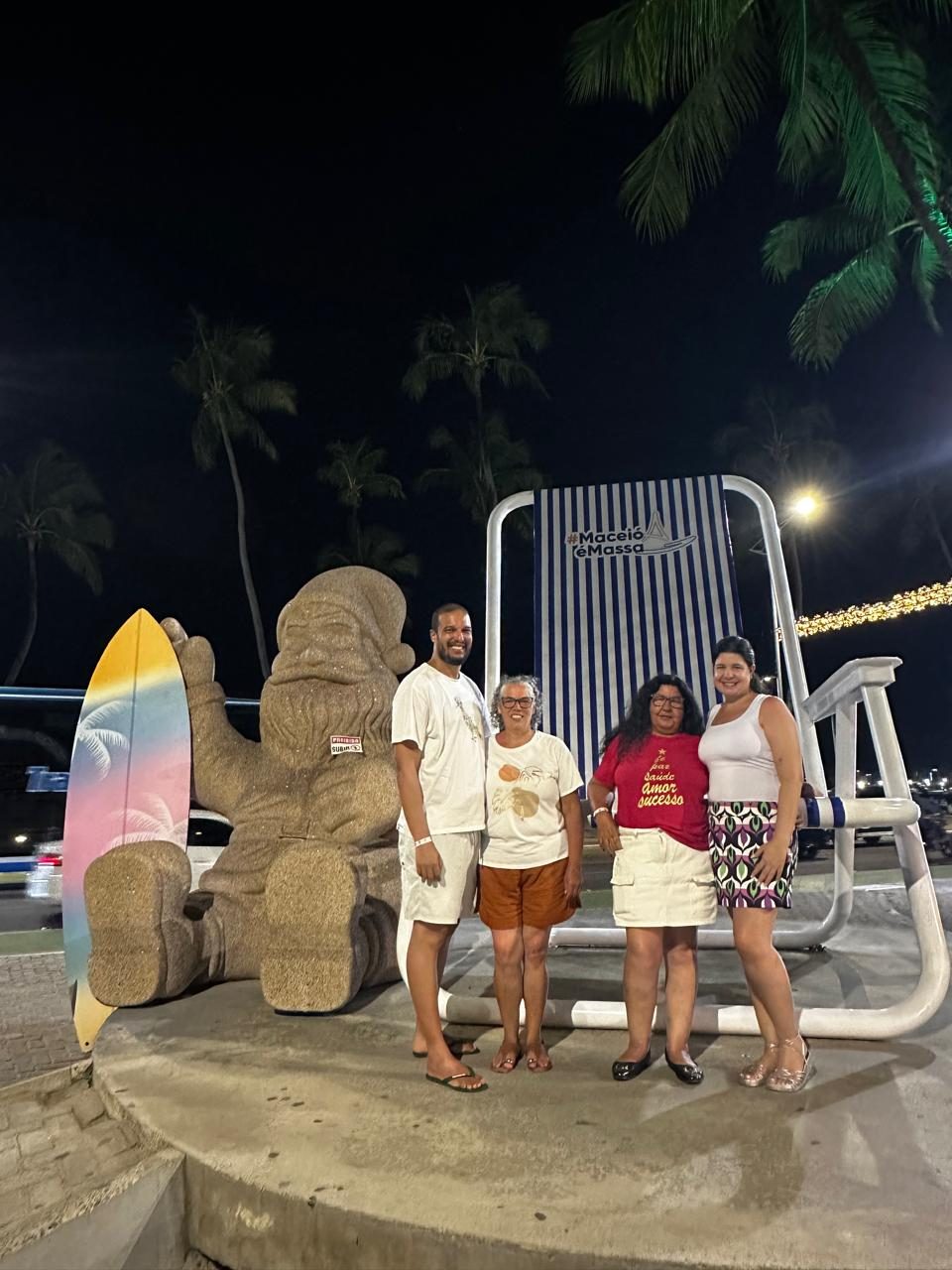 Gledson, Paula, mãe e sogra em Maceió